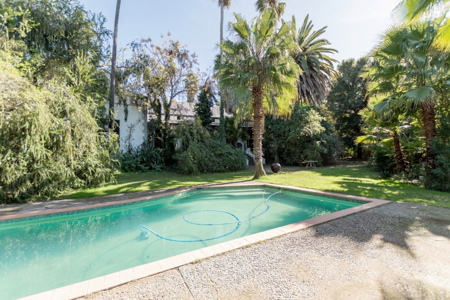 8 Bedroom Property for Sale in Hopefield Western Cape